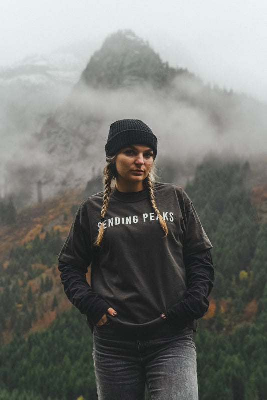 Sending peaks - Crop tee